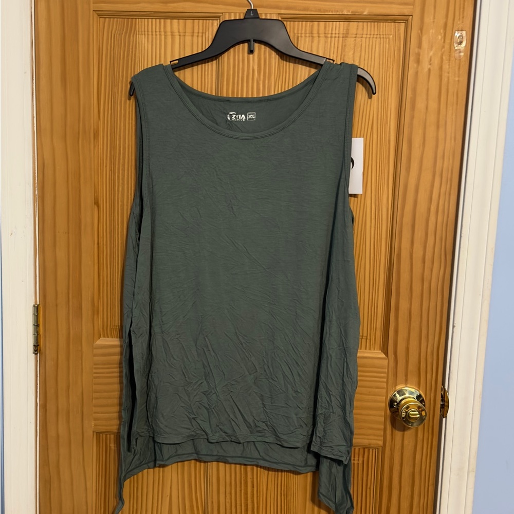 Zyia tank top
